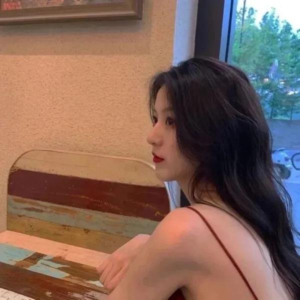 施恩得美